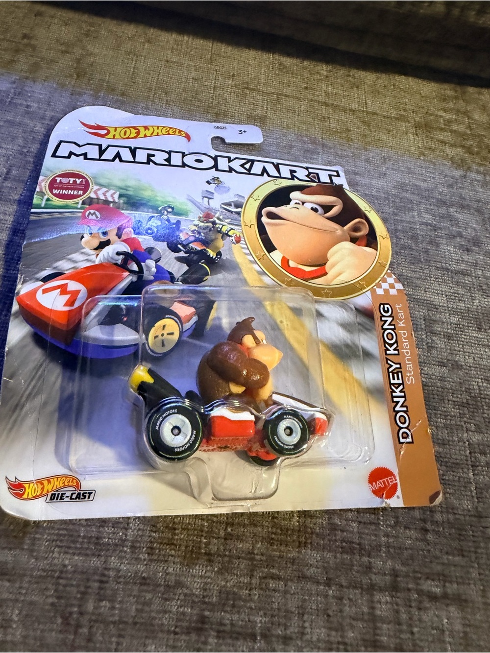 Mario Kart Donkey Kong Die-Cast Toy - Brown hot wheel - Picture 4 of 4